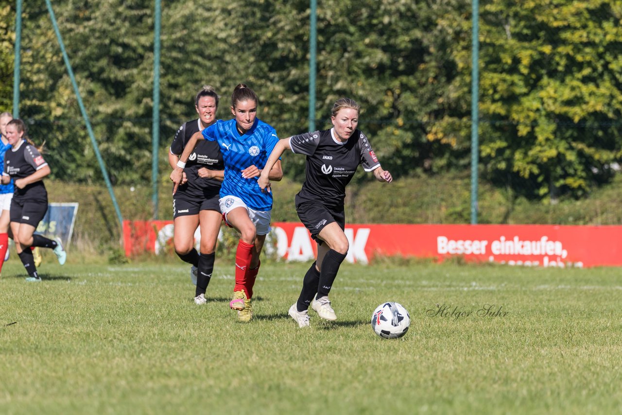 Bild 272 - F Holstein Kiel 2 - SSG Rot-Schwarz Kiel 2 : Ergebnis: 5:0